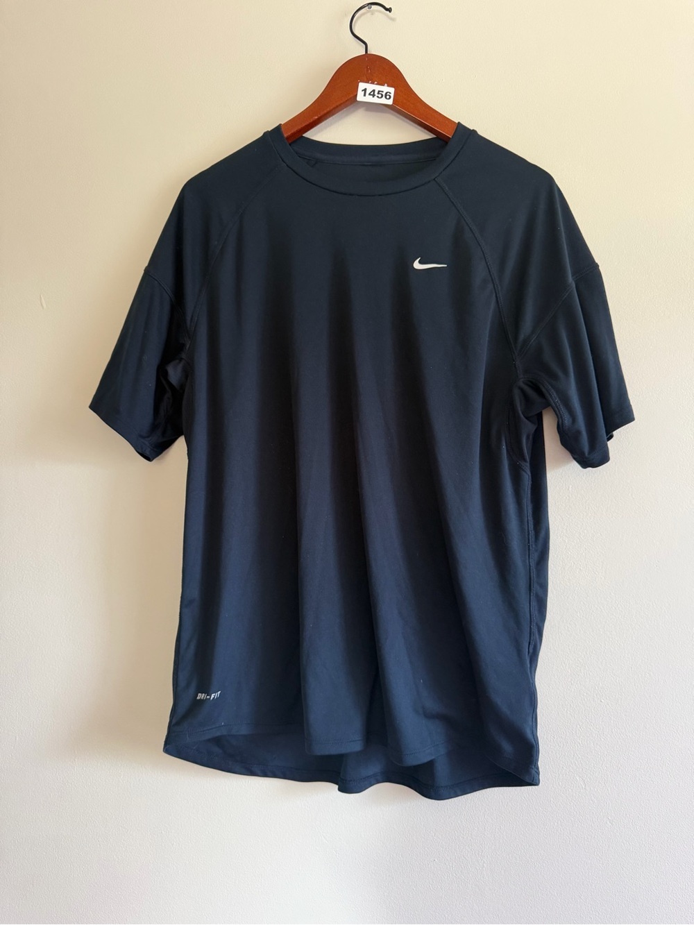Nike Dri-FIT Men’s Large Black Performance Training Shirt Athletic Gym Tee